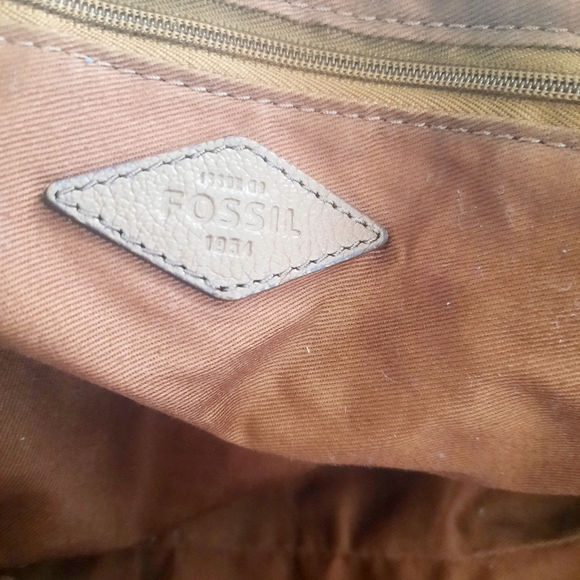 Fossil Fiona Leather Satchel - Picture 12 of 14